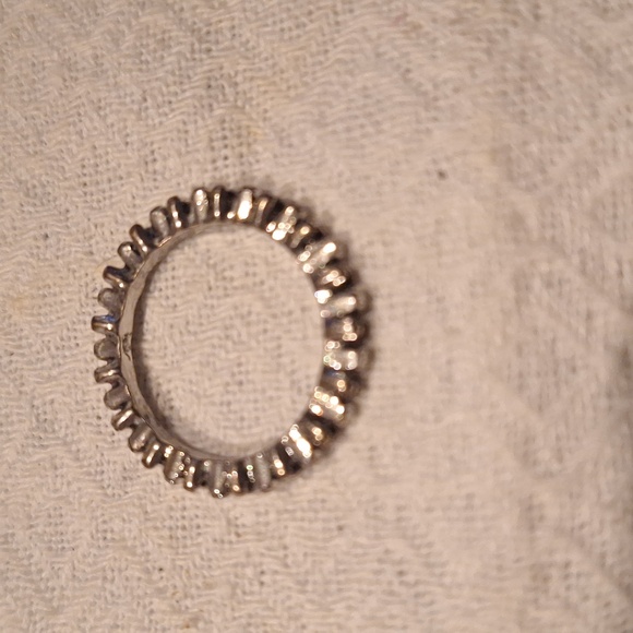 Ring - Picture 2 of 3